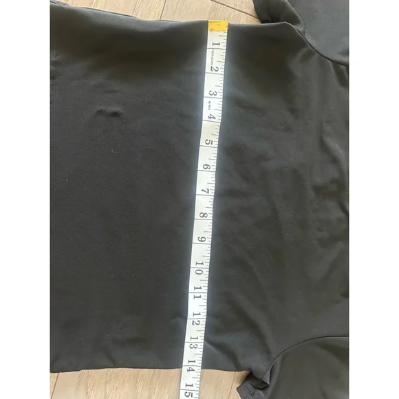 Milano Embroidered T Shirt Black with Gold Lettering Size Small - Picture 2 of 5